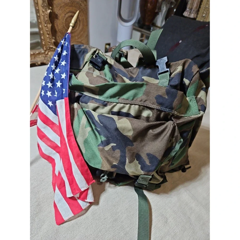 USGI Woodland Military Combat Patrol Pack Assault 3 Day Hunting Hiking